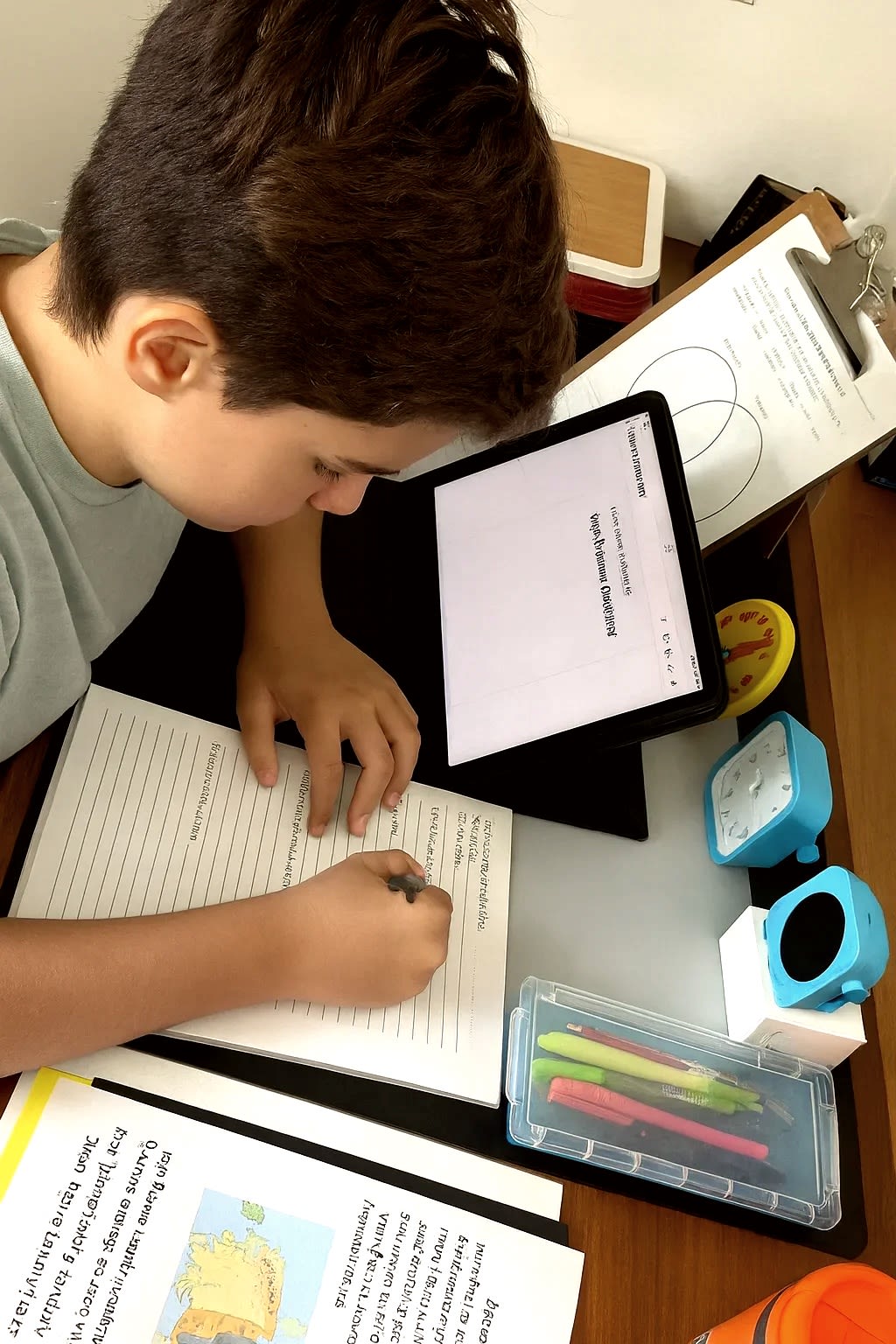 Student engaged in live online learning