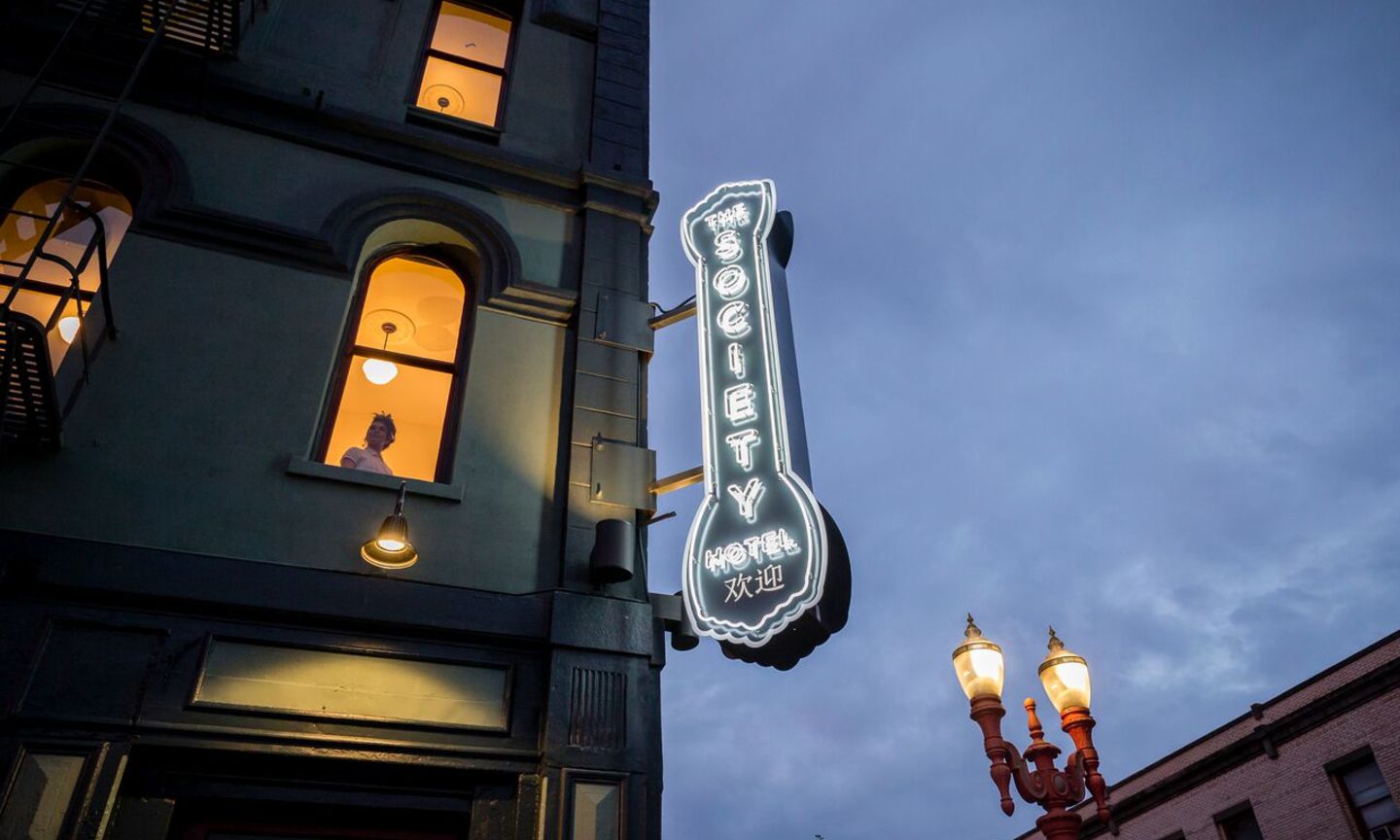 Portland’s Entertainment District The Official Guide to Portland