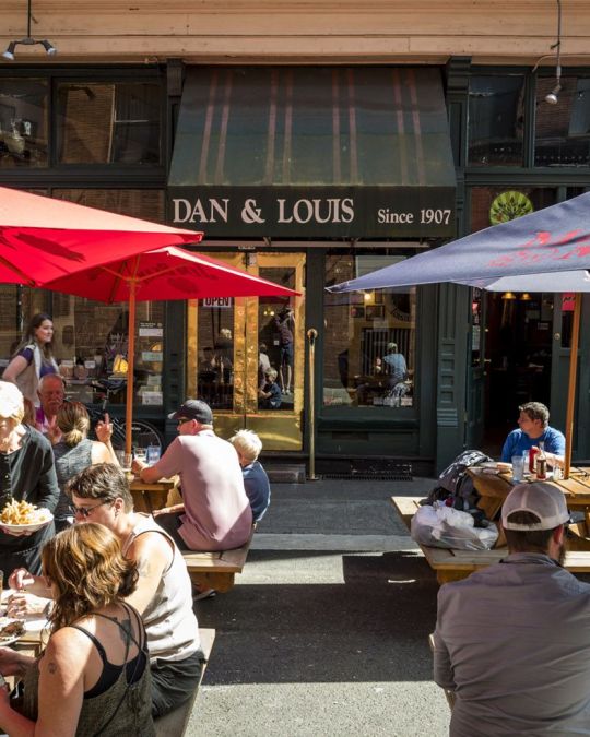 Dine at one of the city\'s oldest restaurants, Dan & Louis, in Old Town Chinatown.