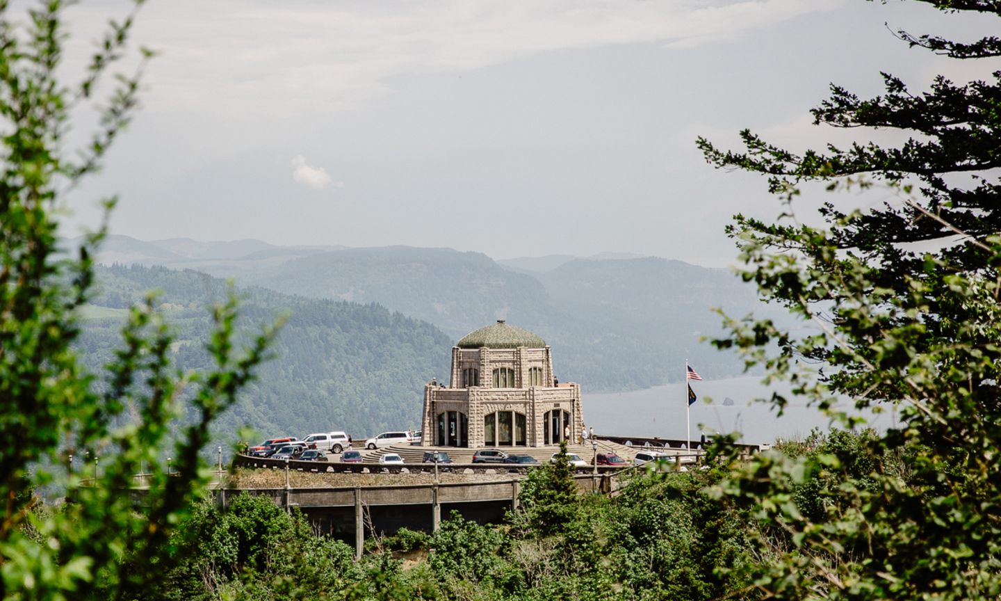 Crown Point Vista House The Official Guide to Portland