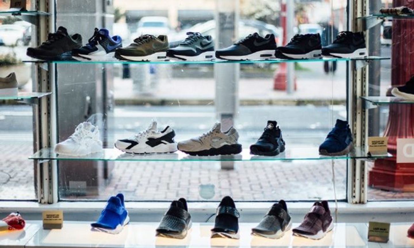 The Sneakerhead Scene | The Guide to