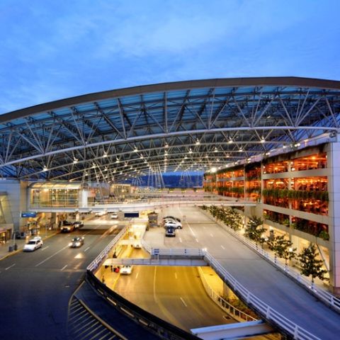 wide shot of PDX airport arrival/departure canopy