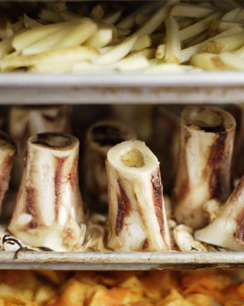 meat displayed in a sheet pan ready for cooking