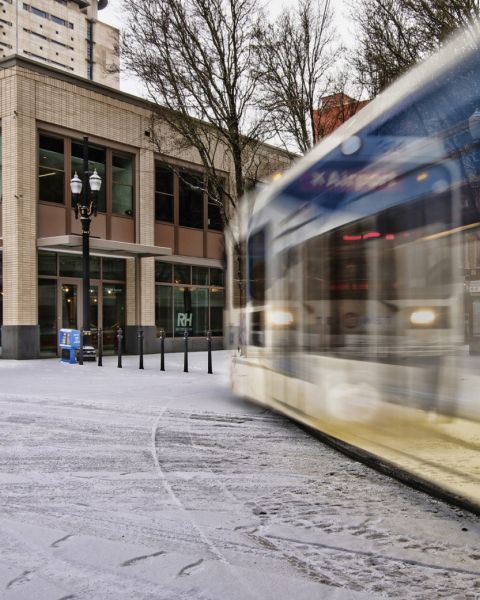 MAX, portland\'s light rail train
