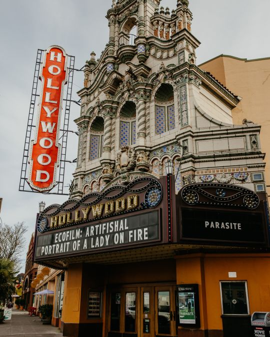 Portland's Hollywood Theatre The Official Guide to Portland