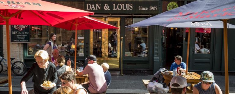 Dan & Louis Oyster Bar
