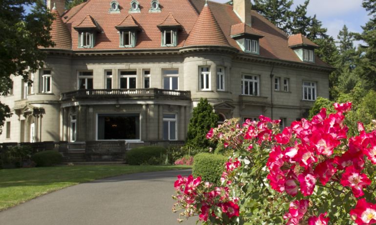 exterior of Pittock Mansion