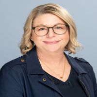 Headshot of Desiree  Everett, CMP, CGMP