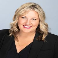 Headshot of Shawna Wellman, CMP, CASE