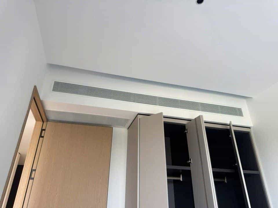 Máy lạnh âm trần nối ống gió sau thi công