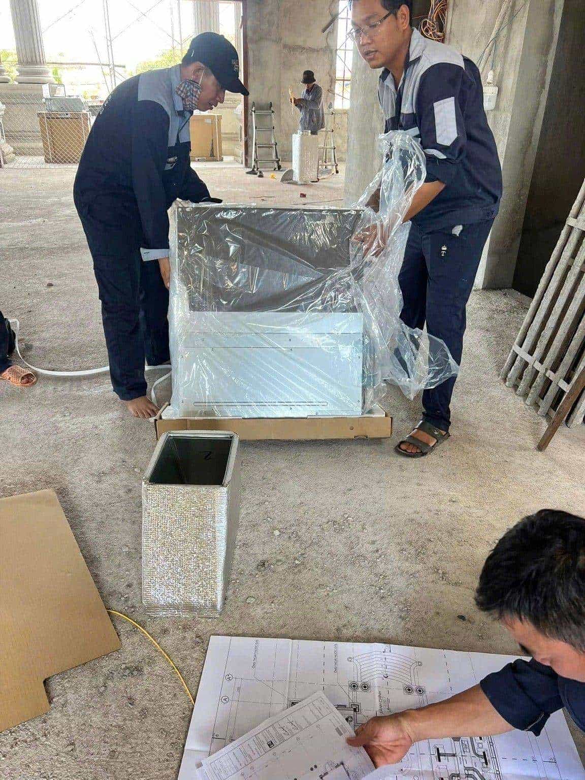 Lắp ráp ống gió tôn tại công trình