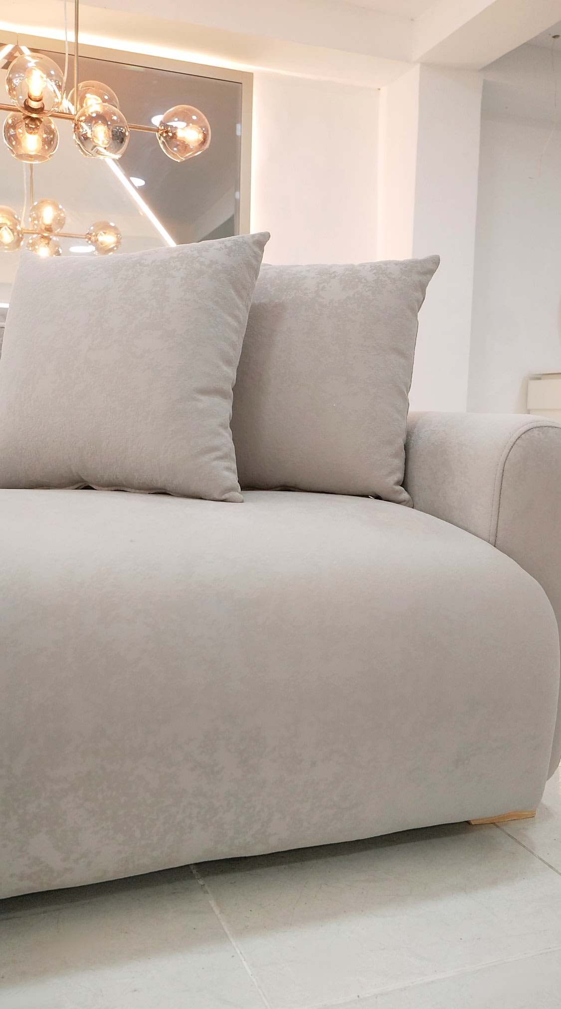 Sofá Oslo – Sofá Minimalista Moderno en Tela Beige miniatura 4