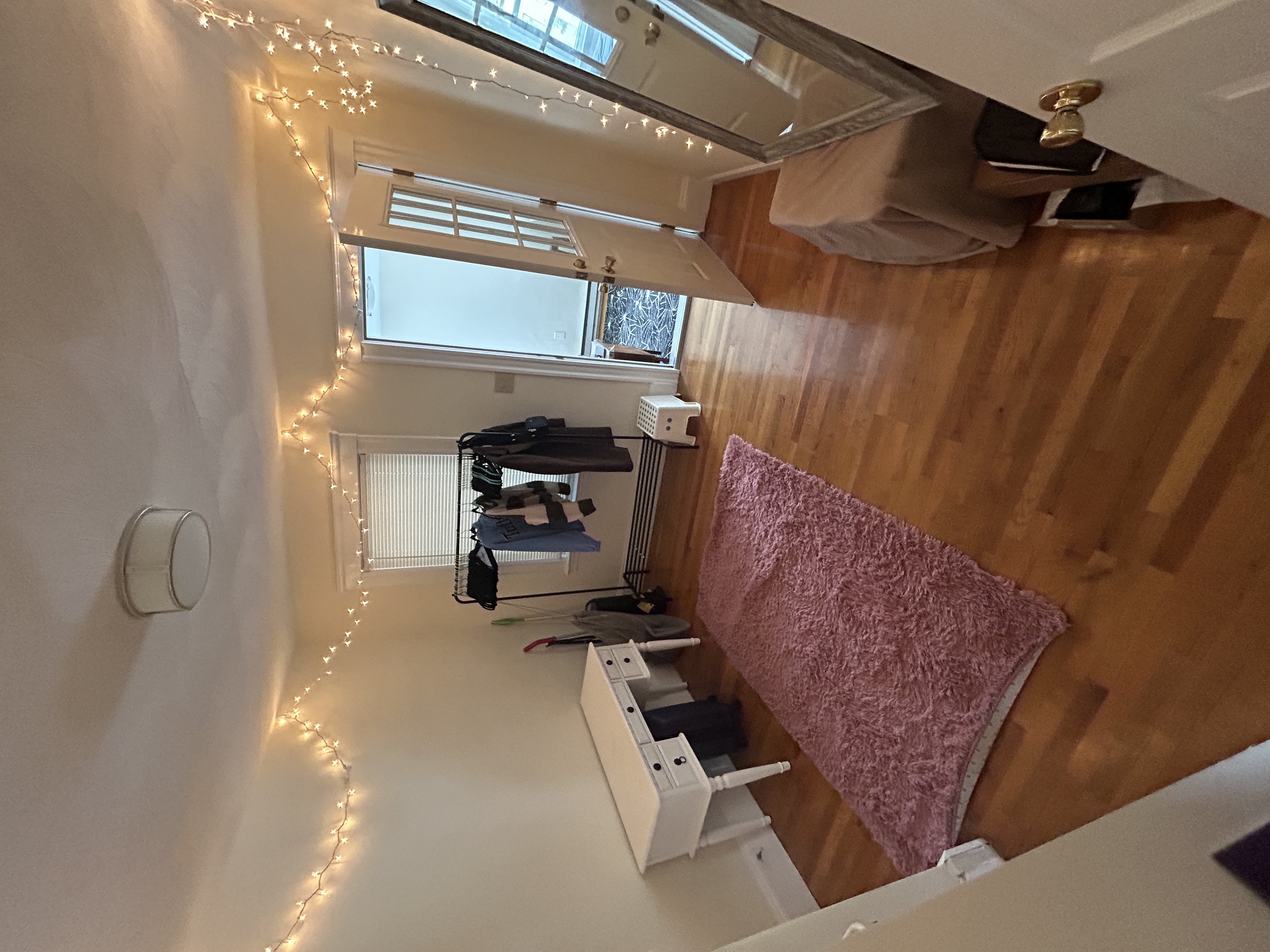 Summer 2024 sublet near Tufts — photo 1