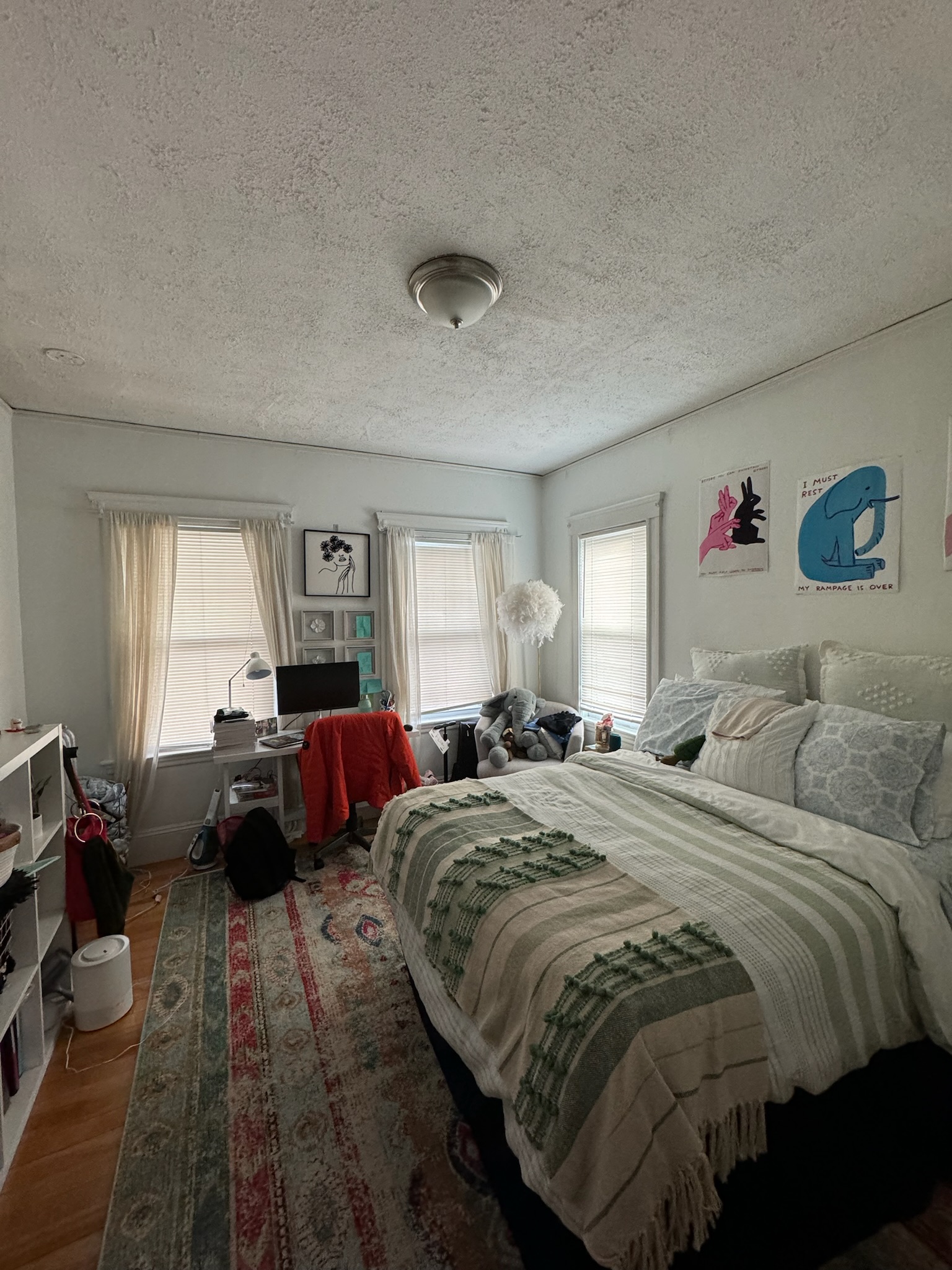 Summer 2024 sublet near Tufts — photo 1