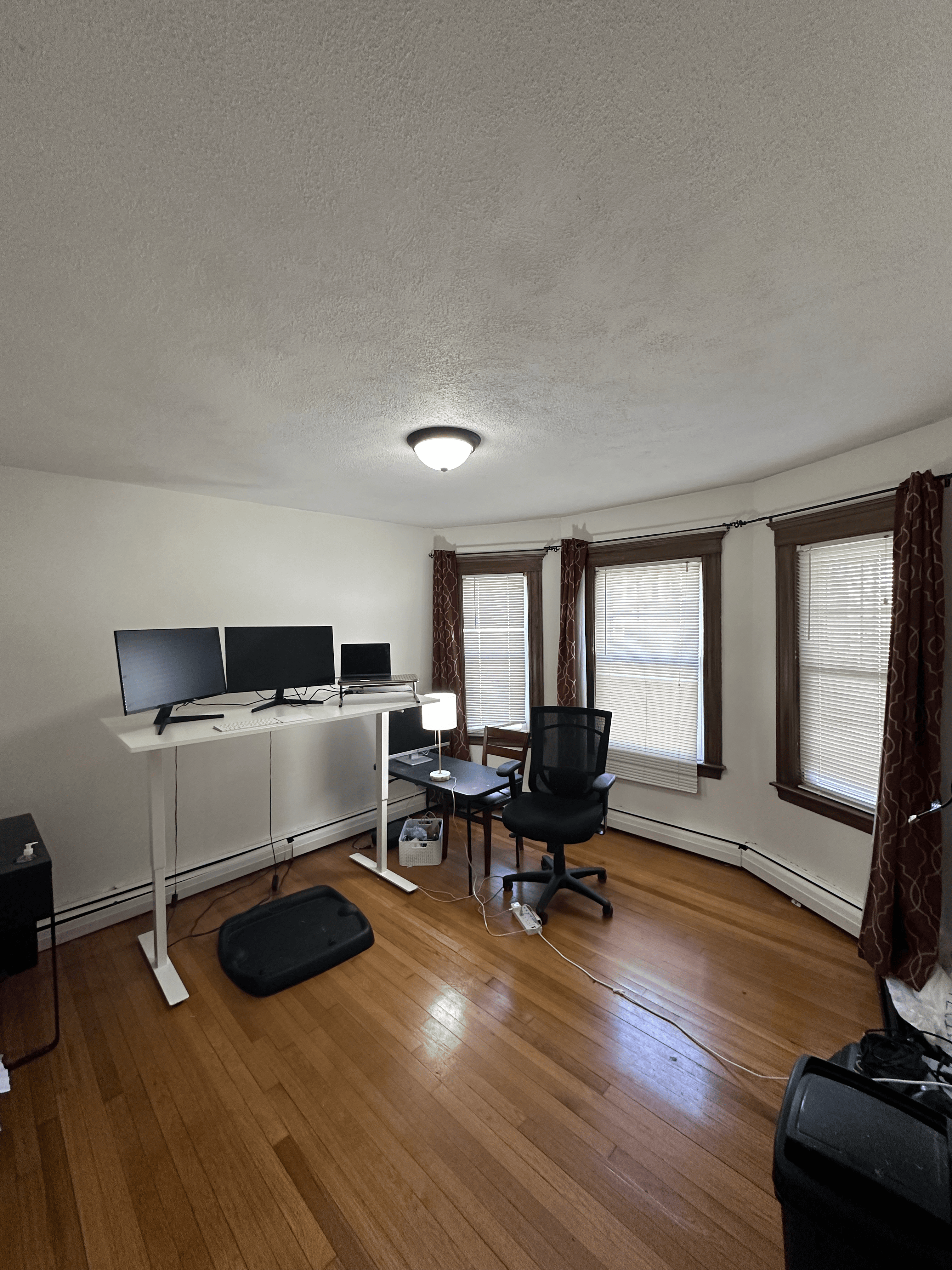 Summer 2024 sublet near Tufts — photo 5