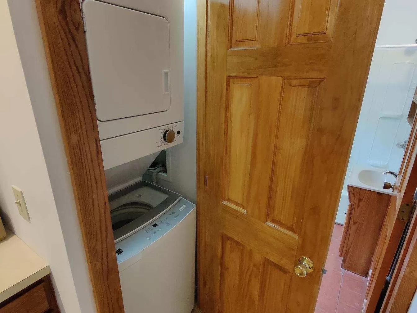 Summer 2024 sublet near Tufts — photo 4