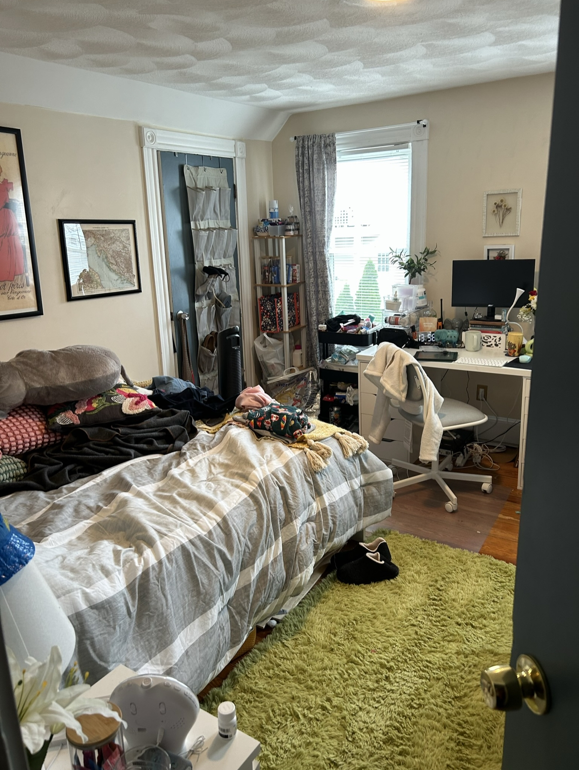 Summer 2024 sublet near Tufts — photo 3
