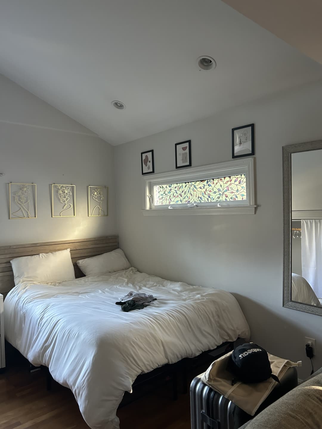Spring 2025 sublet near Tufts — photo 1