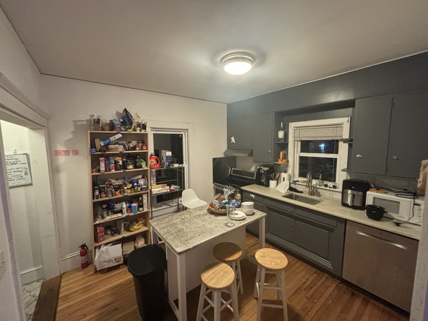 Summer 2025 sublet near Tufts — photo 4