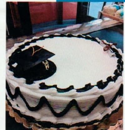 Graduation Cake with Plastic Cap & paper