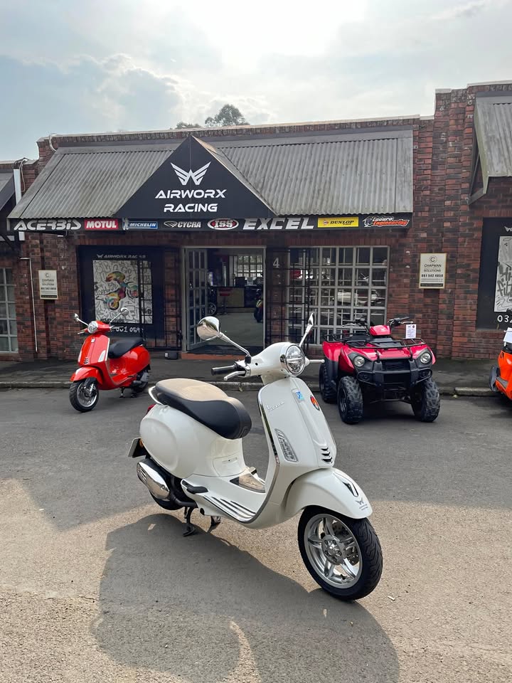 Actual Vespa Scooter Primavera 150 ABS offered by Airworx Racing