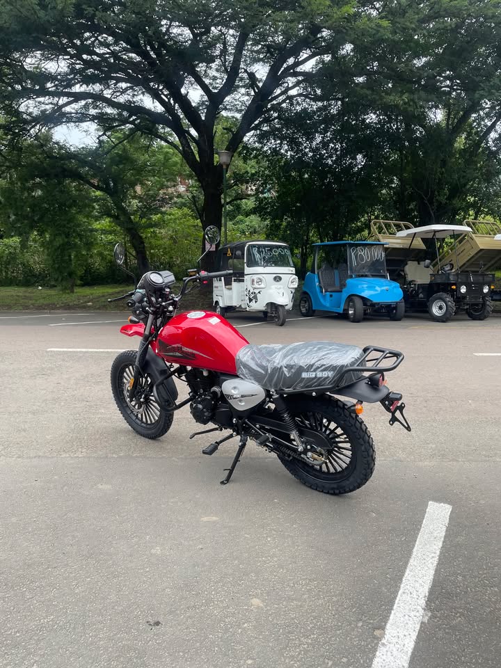 Big Boy Pacer 200 view 2