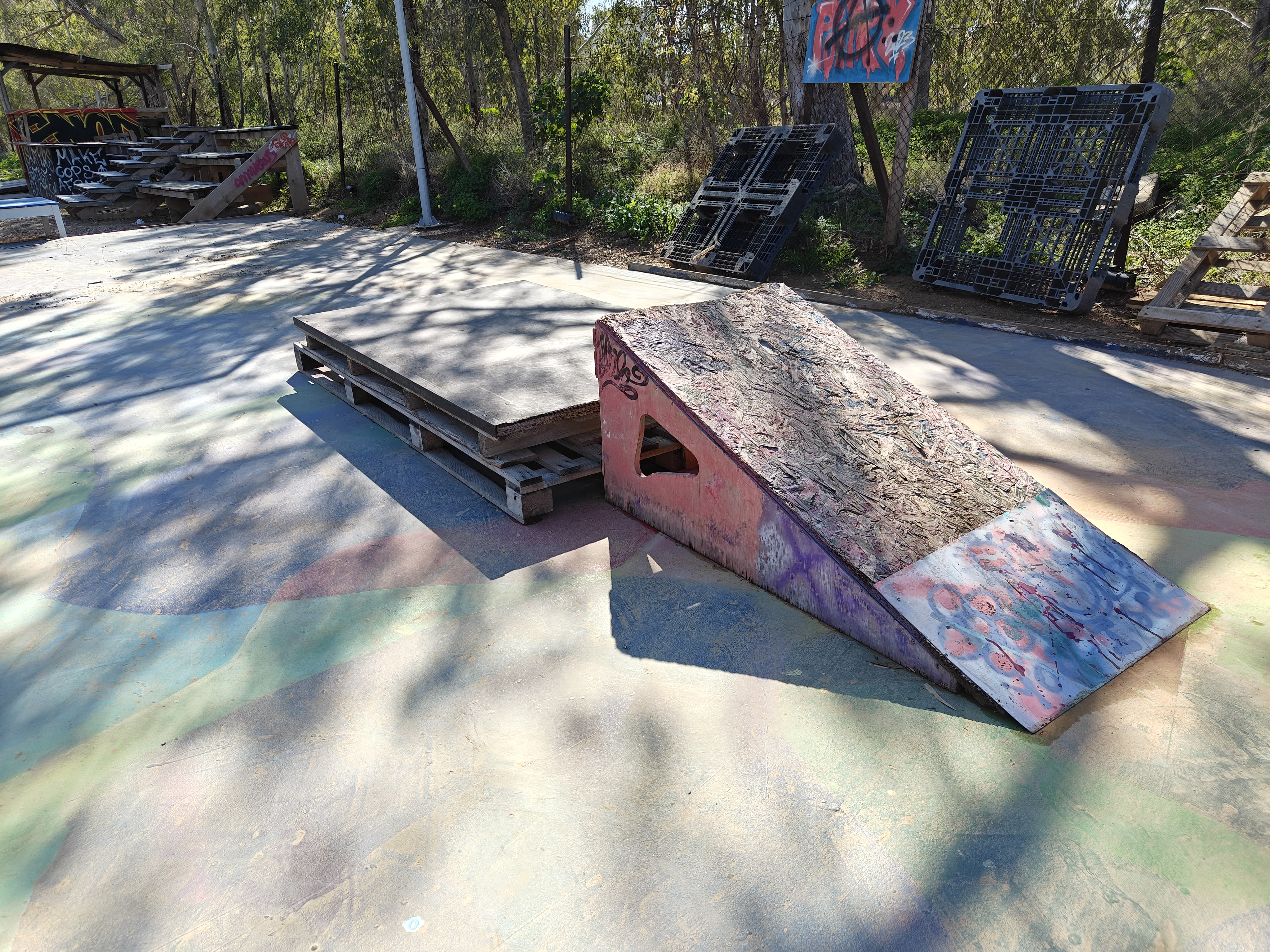 Elefsina - Image 6 of 7