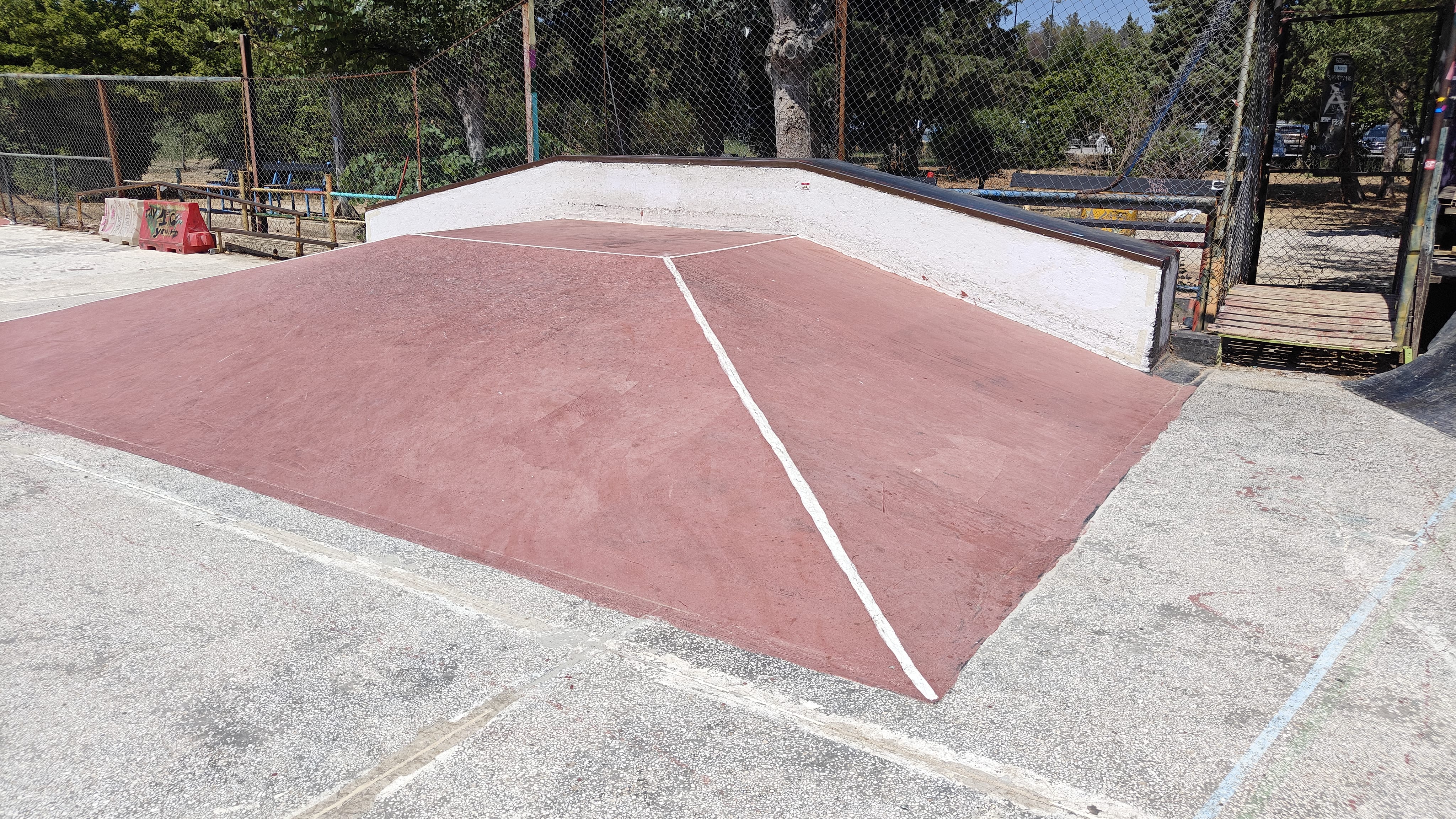 Galatsi - Veikou Grove DIY - Image 9 of 17