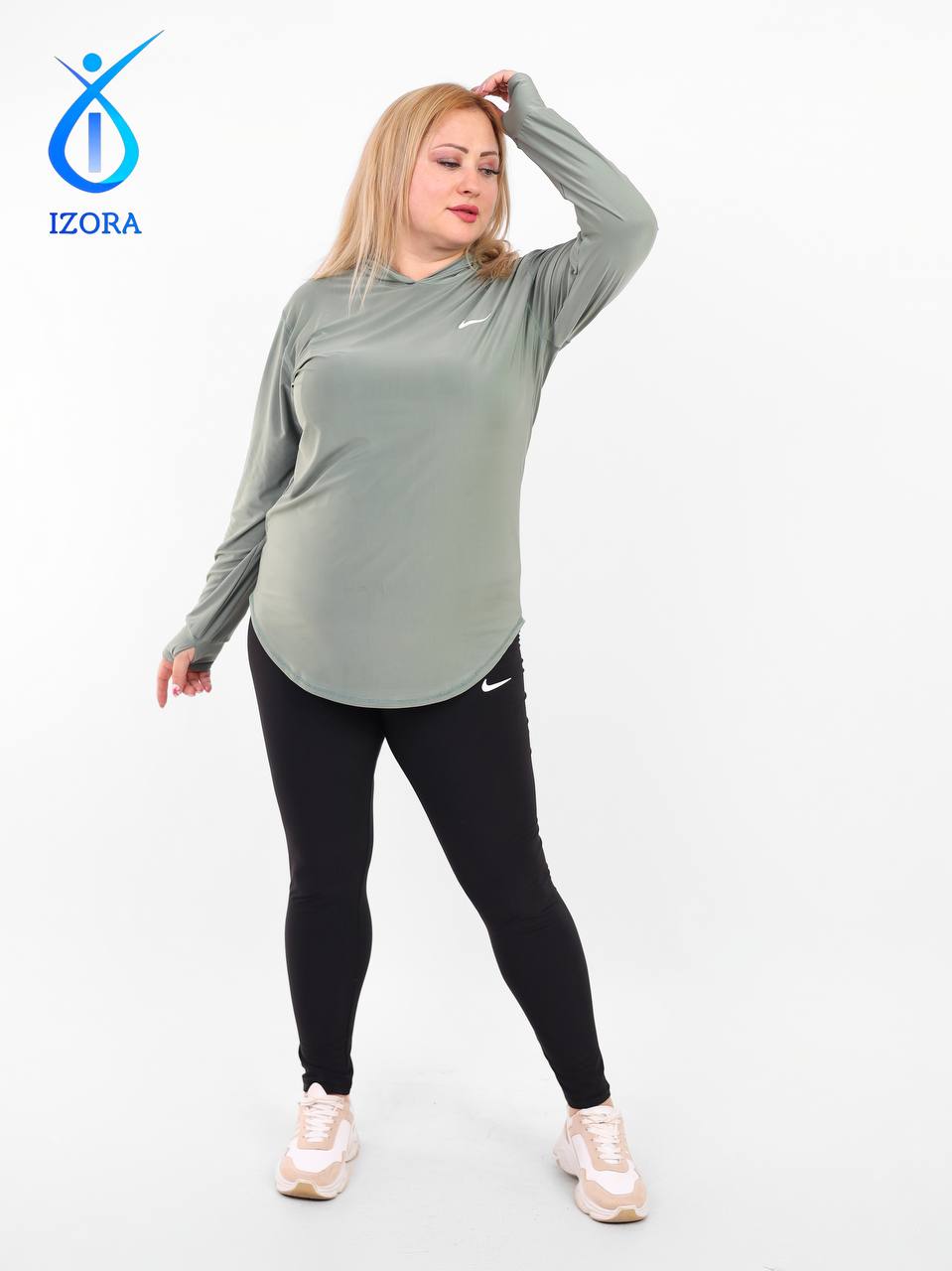 Women's plus size gym set