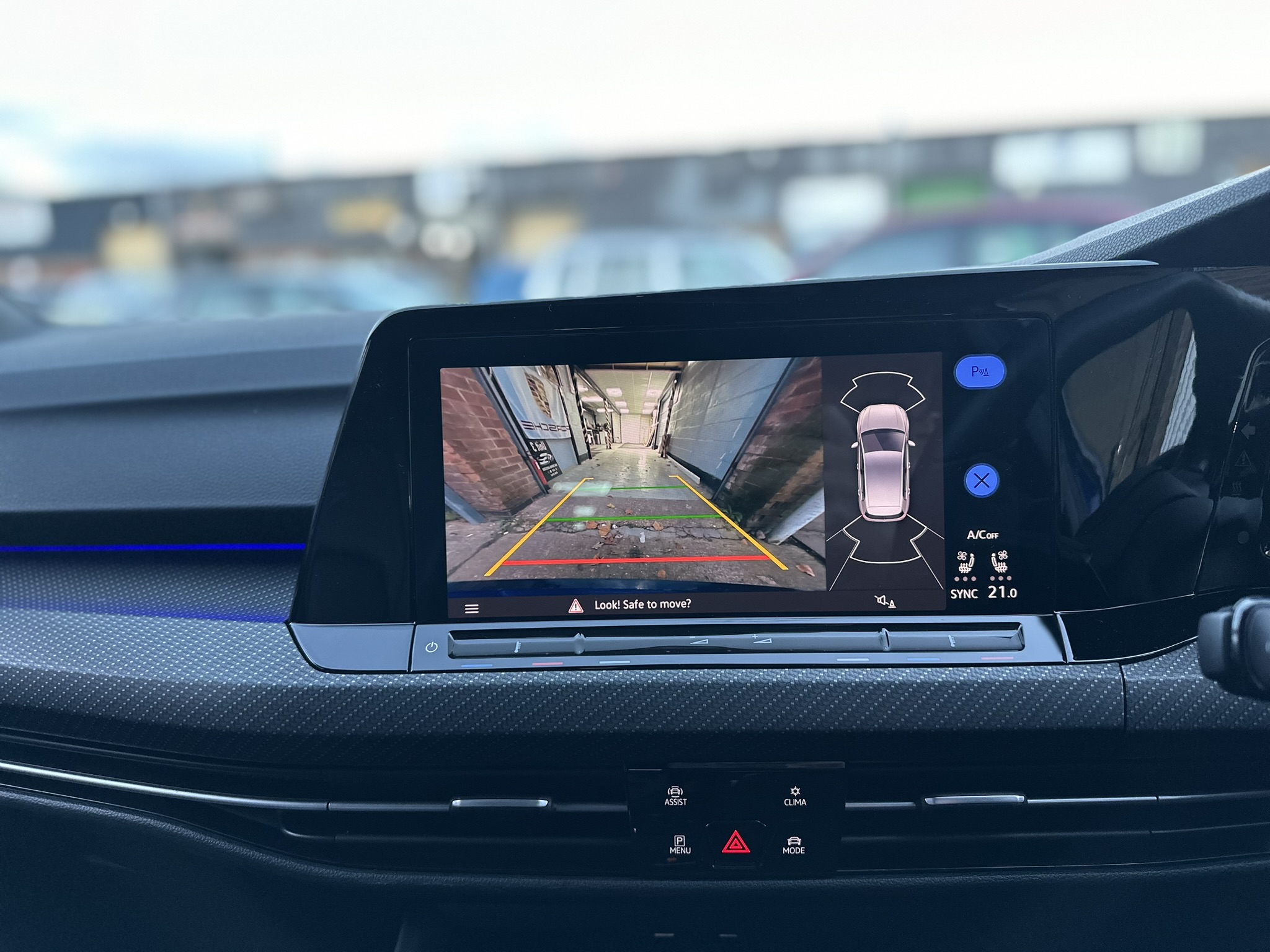 VW Golf MK8 Reverse Camera
