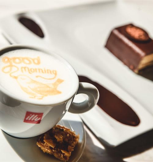 Znalezione obrazy dla zapytania: cafe bristol warszawa kawa