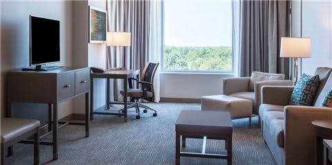 Holiday Inn Cleveland Clinic Affordable Cleveland Oh Hotel