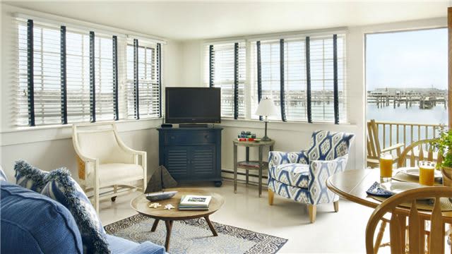 Nantucket Harbor Lodging The Cottages Lofts At The Boat Basin