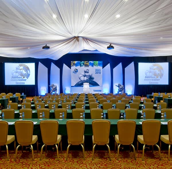 Technical Support is available in Grand Velas Riviera Maya Technical Support is available in Grand Velas Riviera Maya