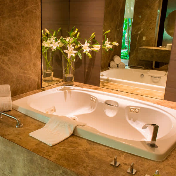 Bath Amenities Bath Amenities