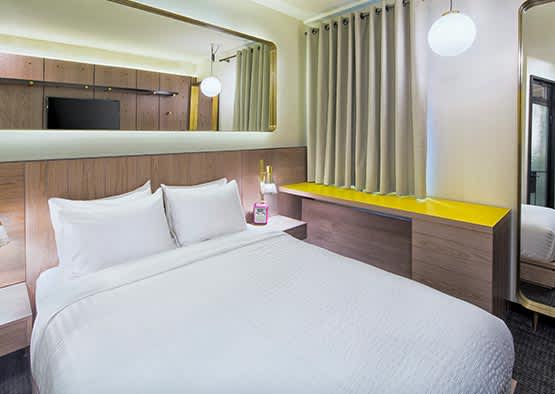 Spotlight Room at Hotel Shocard, New York