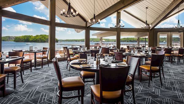 Windrose Marker 26 Lakeside Dining