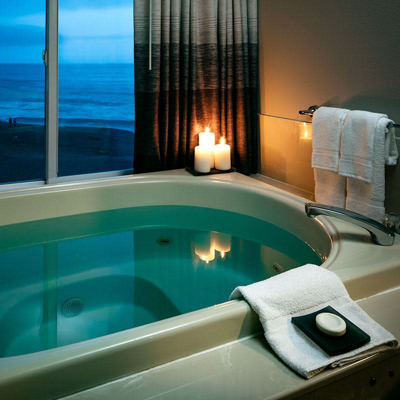 Beachfront Hotel in Brookings Beachfront Inn