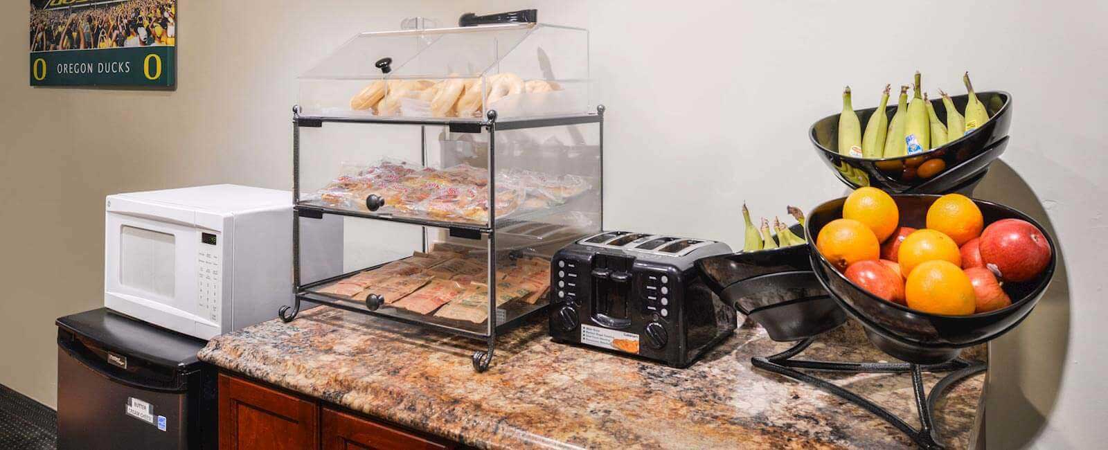 Downtown Eugene, Oregon Hotel Courtesy Inn Eugene