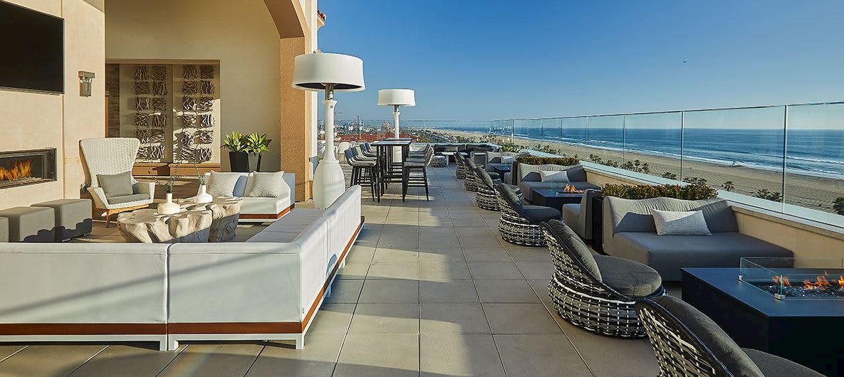 Rooftop Lounge in Huntington Beach Offshore 9 Rooftop Lounge