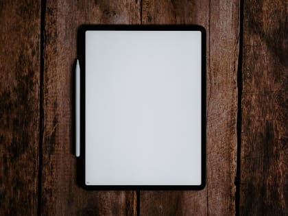 Планшет российского бренда проверили на прочность