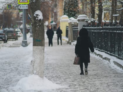 Повышение выплат, как не платить за ЖКХ и арктическая стужа в регионах: важное к этому часу