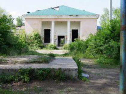В Сызрани здание кинотеатра продают по цене иномарки
