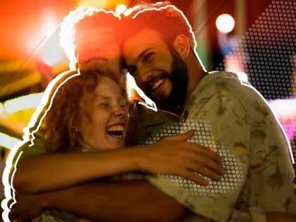 «Здесь нет сексуального подтекста». Зачем россияне платят деньги за простые объятия — вам они тоже нужны