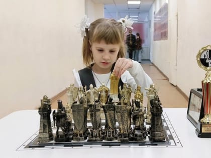 Я Б В ГРОССМЕЙСТЕРЫ ПОШЕЛ, ПУСТЬ МЕНЯ НАУЧАТ!