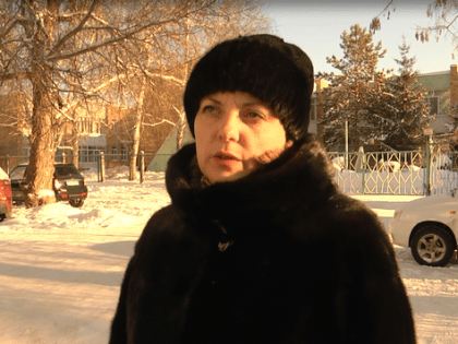 Очистку кровель образовательных учреждений проверили специалисты административной комиссии