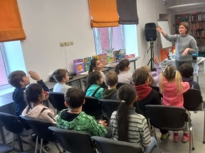 «БЫТЬ БИБЛИОТЕКАРЕМ — ЗНАЧИТ ЛЮБИТЬ ЛЮДЕЙ»