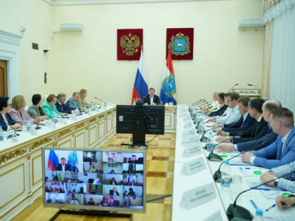 Дмитрий Азаров дал старт всероссийскому форуму управленцев