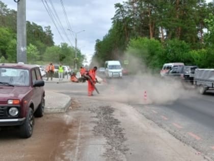 В Тольятти активно проводятся работы по ремонту дорог