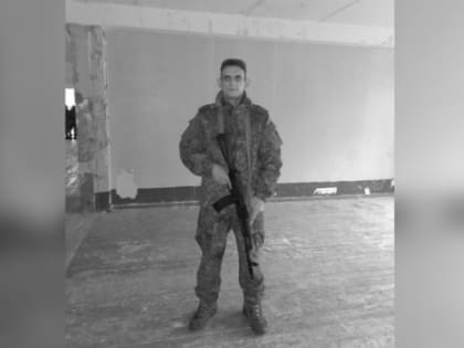 Выжил после бомбежки и погиб, спасая товарищей: в Самарской области простились с погибшим в Макеевке офицером